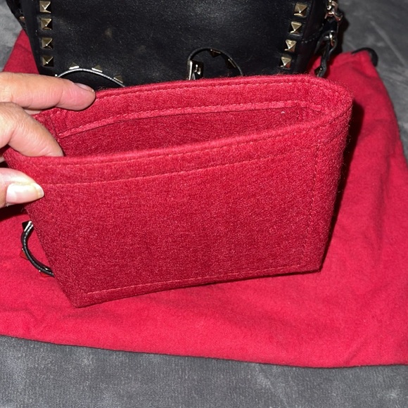 Preload Valentino, black n gold spike Crossbody excellent condition 7”X 5”. - Picture 11 of 12